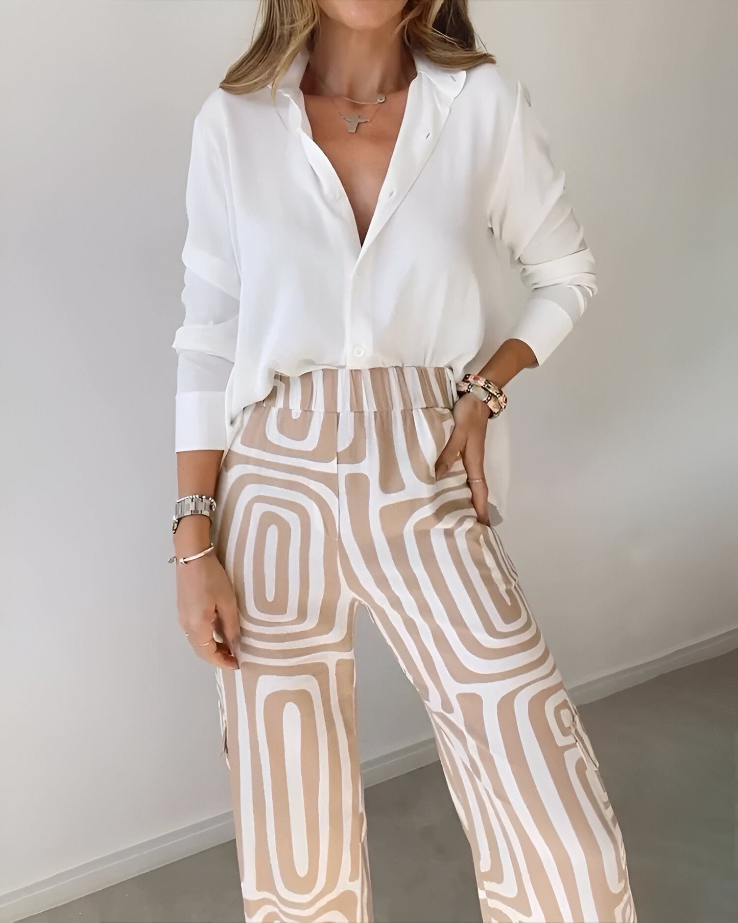 Candela™ | Elegant Two-Piece Set (Free Blouse)
