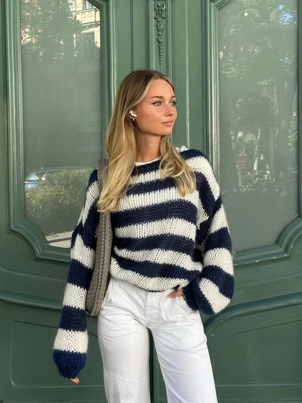 MEGHAN | STRIPED SWEATER